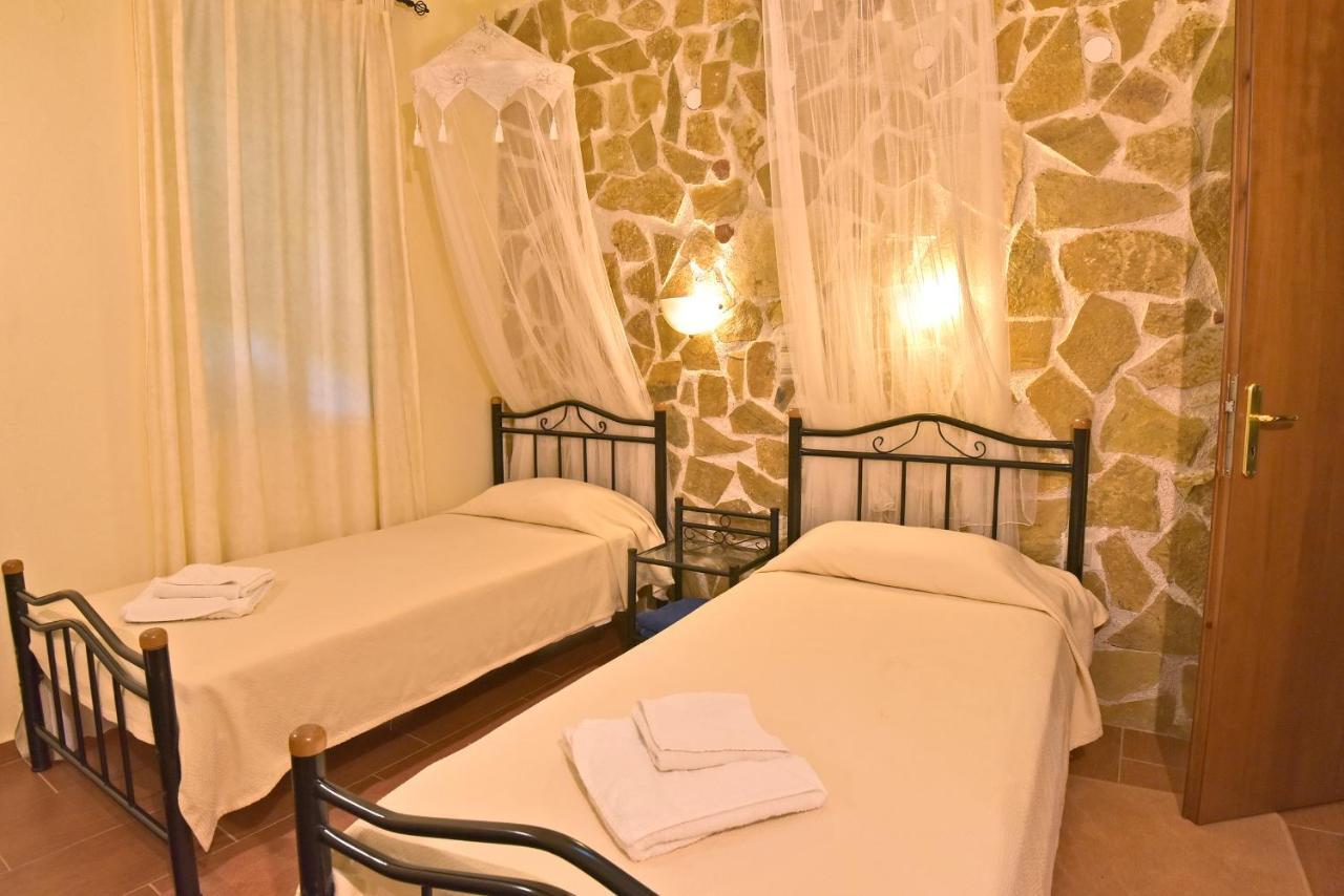 Olive Farm Villa Agia Marina Exteriör bild