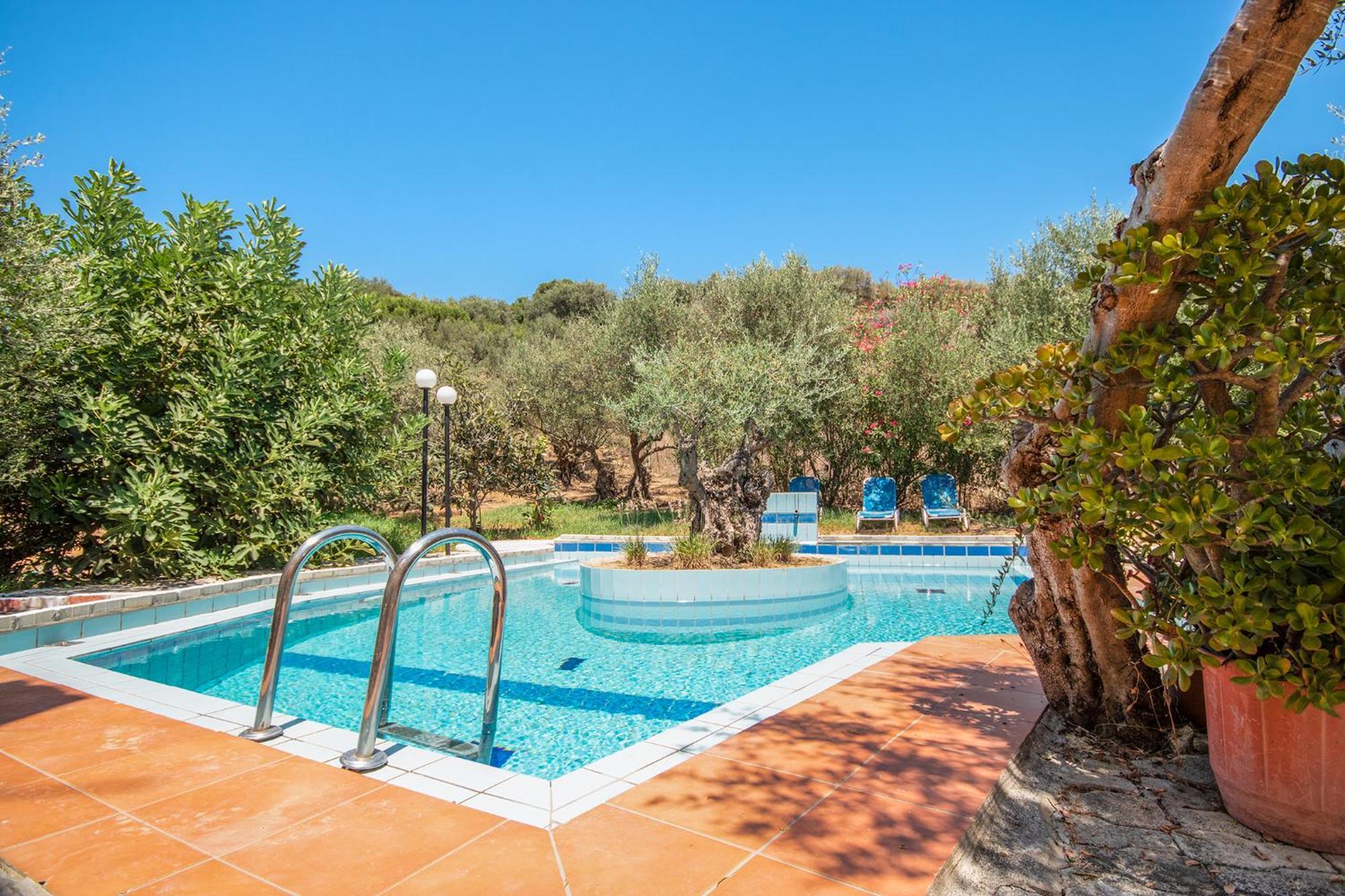 Olive Farm Villa Agia Marina Exteriör bild